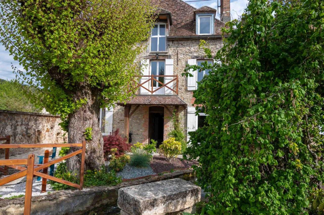 LE MOULIN DE CUTESSON Ô delà du M Bed and Breakfast Villenauxe Esterno foto